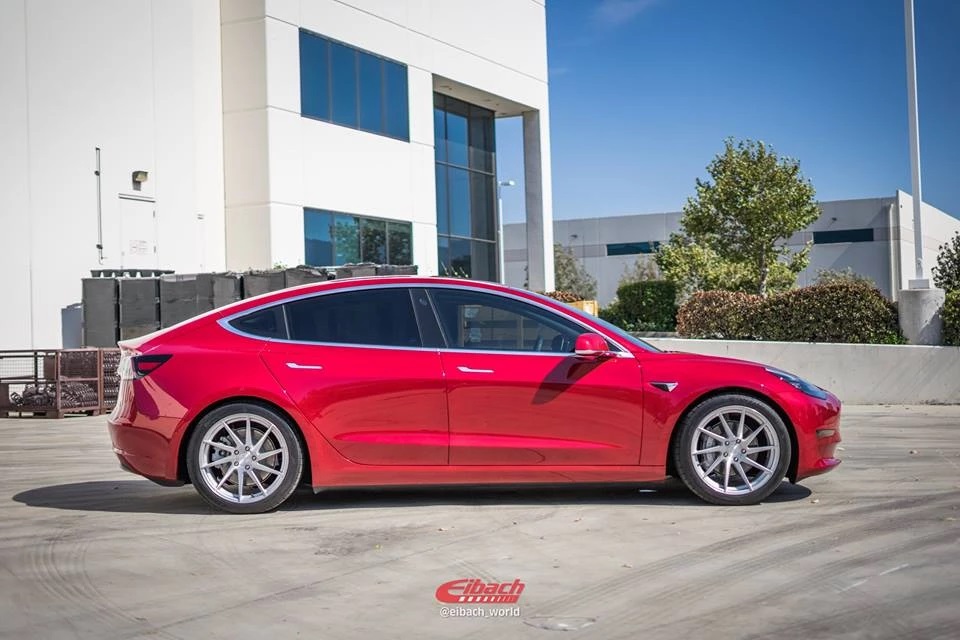 Eibach Verlagingsveren Tesla Model 3 AWD / Performance